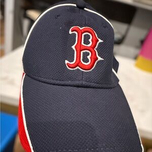 New Era 3930 Unifit Med / Lg Boston Red Sox Size M/L Hat / Cap